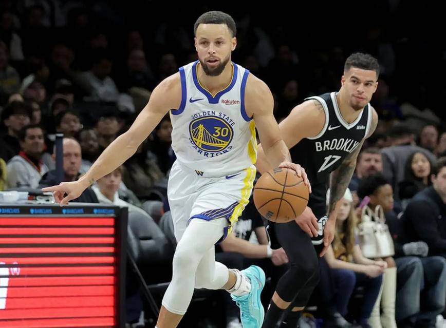 XingKong-包含库里在勇士比赛中赛事规则更新，战术调整引发热议！的词条