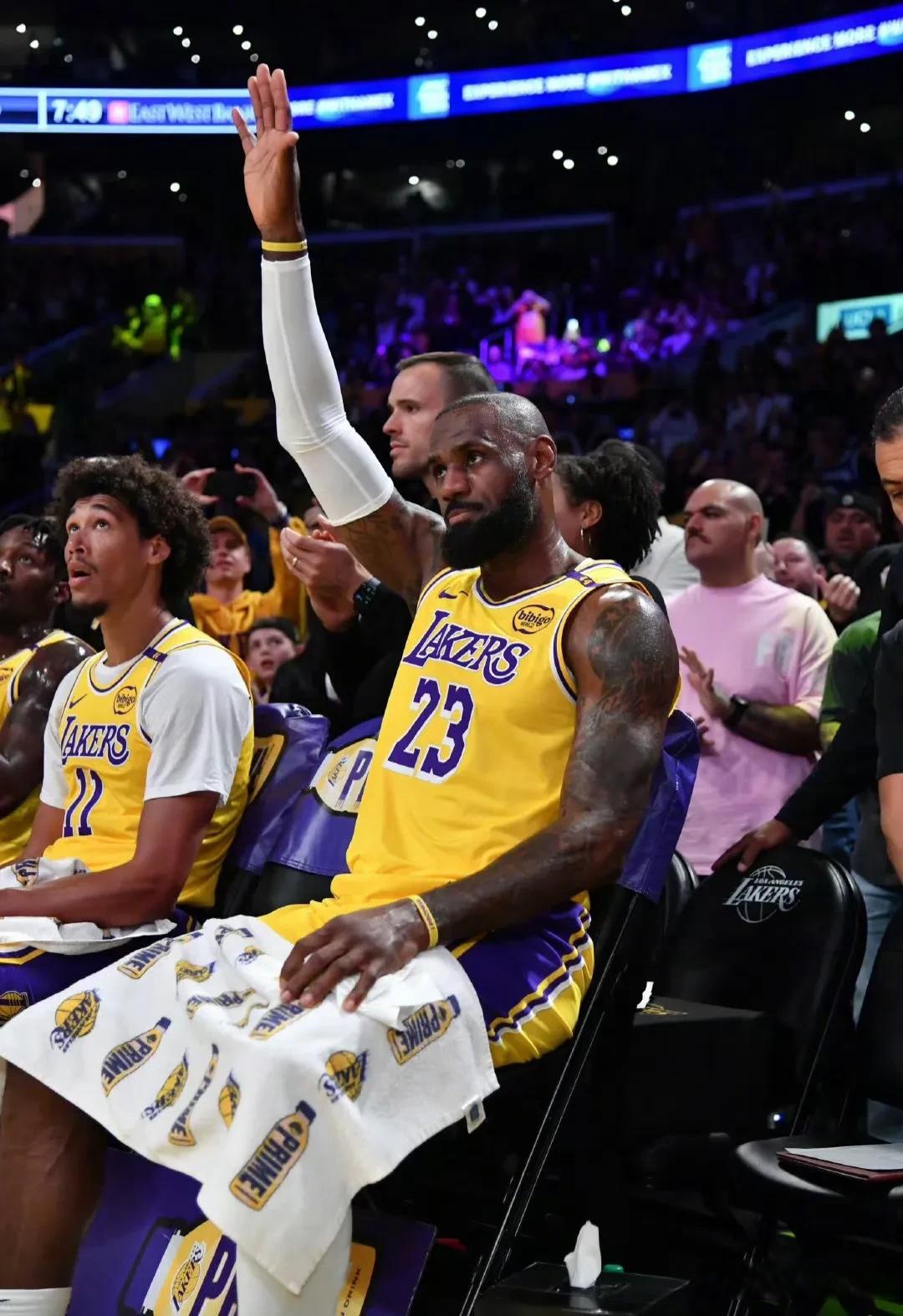 XingKong-詹姆斯赛事官方发布大胜新规，日本队争议不断！的简单介绍