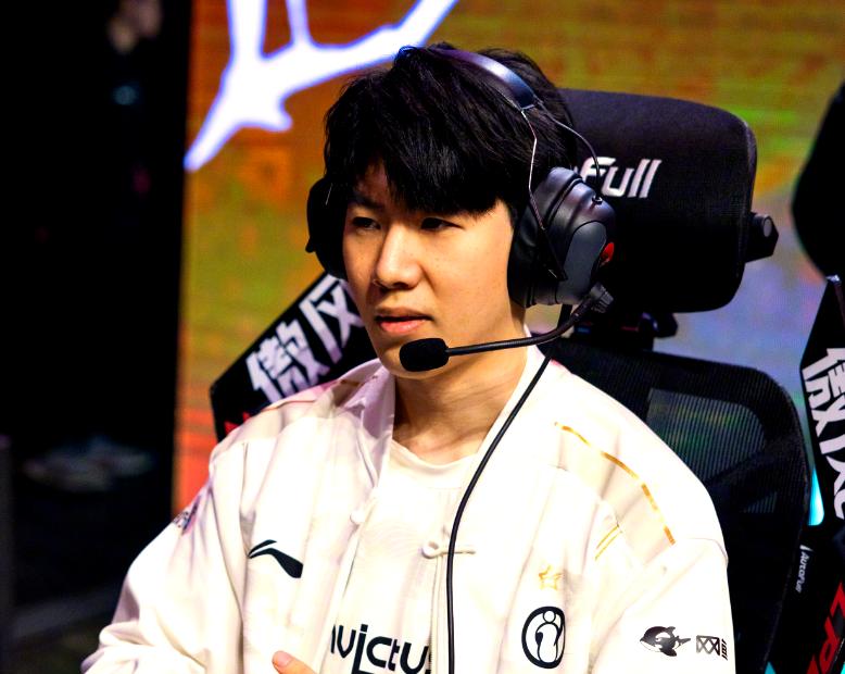 XingKong-TheShy新星惊险取胜表现惊艳，DWG未来可期！的简单介绍